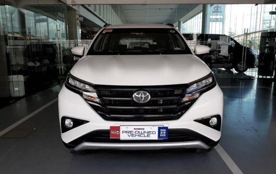 White Toyota Rush 2019 