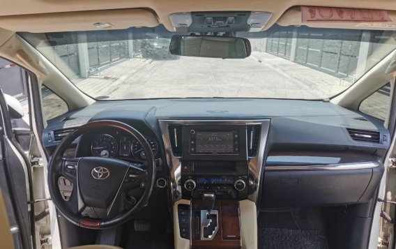 Toyota Alphard 2018-6