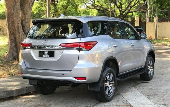 Silver Toyota Fortuner 2017