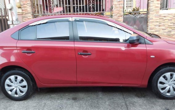 Selling Toyota Vios 2017