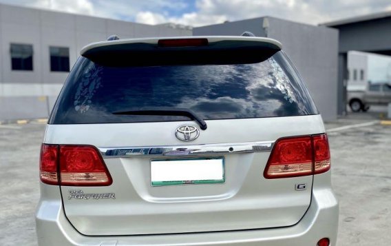 Silver Toyota Fortuner 2005-1
