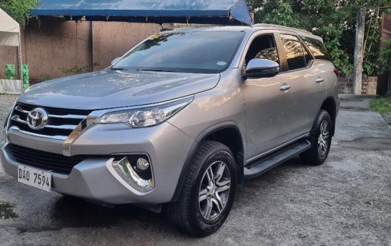 Sell 2020 Toyota Fortuner -5