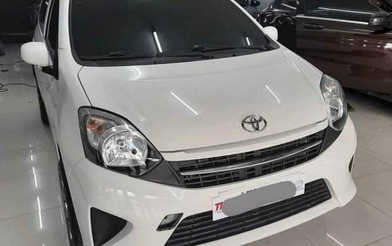White Toyota Wigo 2016 -1