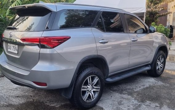 Sell 2020 Toyota Fortuner -3