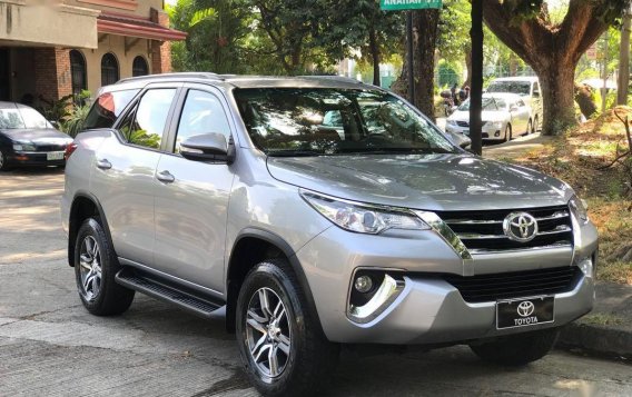 Silver Toyota Fortuner 2017-2
