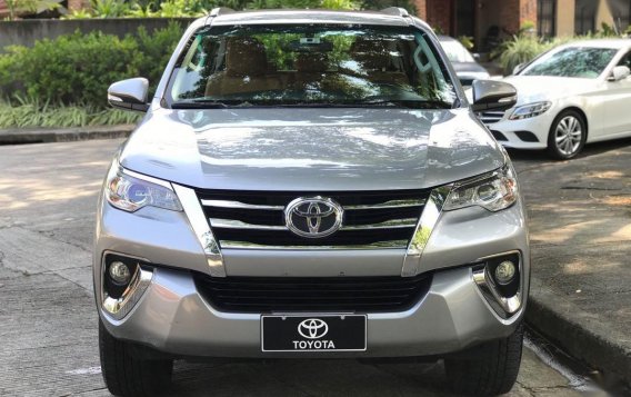 Silver Toyota Fortuner 2017-1