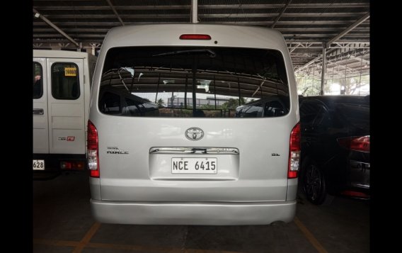 Sell 2016 Toyota Hiace Van-1