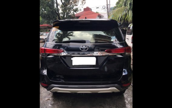 Sell  2017 Toyota Fortuner SUV-1