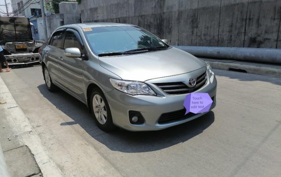 Sell 2013 Toyota Corolla Altis -1