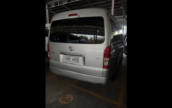 Sell 2016 Toyota Hiace Van-4