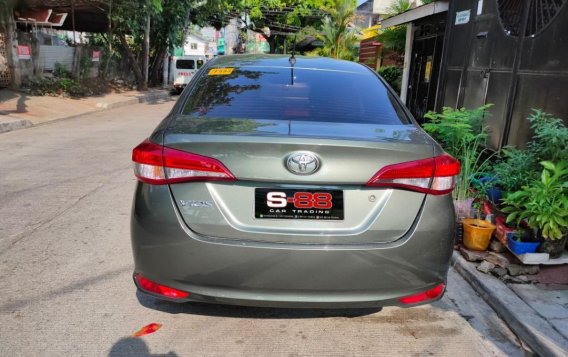 Selling Toyota Vios 2021-4