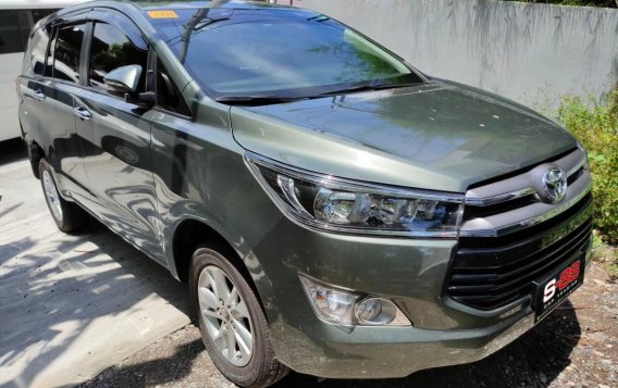 Selling Silver Toyota Innova 2020 in Quezon-1