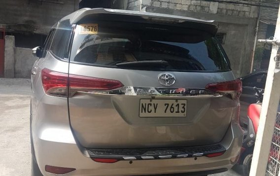Selling Toyota Fortuner 2016-3