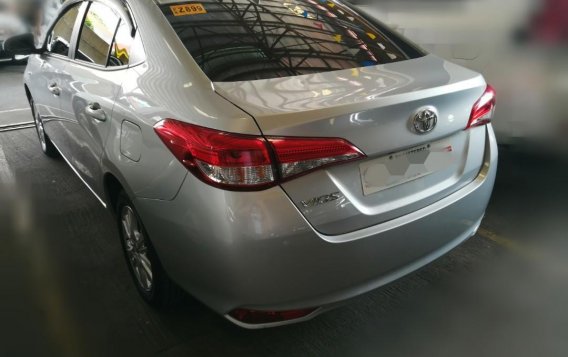 Selling Toyota Vios 2021-3