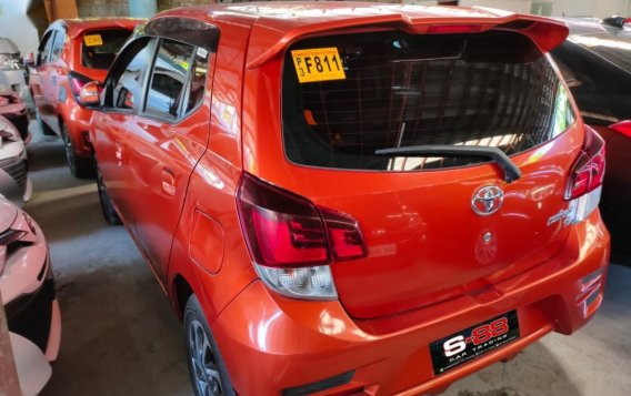 Selling Silver Toyota Wigo 2019 in Manila-2
