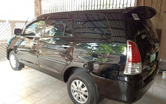 Sell 2011 Toyota Innova-3