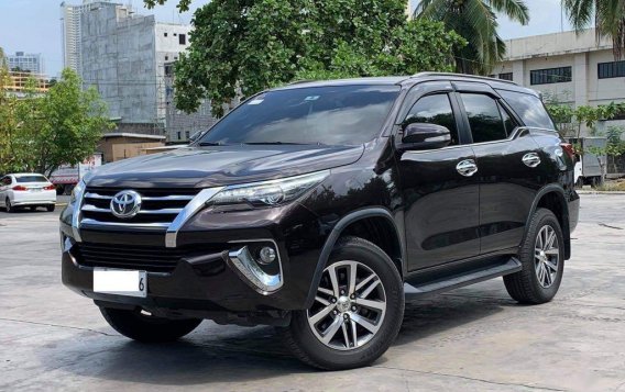 Selling Toyota Fortuner 2017 -2