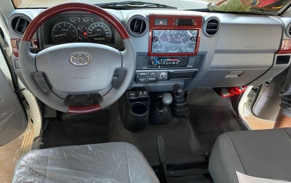 Toyota Land Cruiser 2021-9