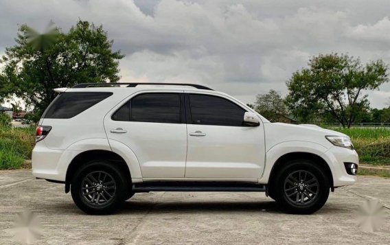Sell 2015 Toyota Fortuner-4