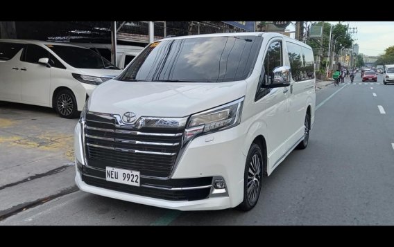White Toyota Hiace 2020 for sale in Quezon City-3