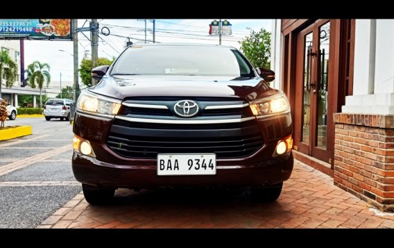 Selling Red Toyota Innova 2018 in Cainta-1