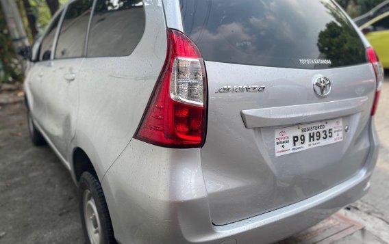 Selling Silver Toyota Avanza 2021-3