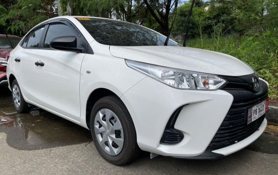 White Toyota Vios 2021-1