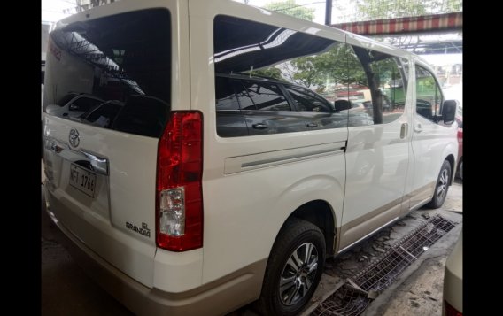  Toyota Hiace 2019 Van-5