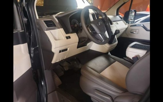 Sell 2019 Toyota Hiace Van-12