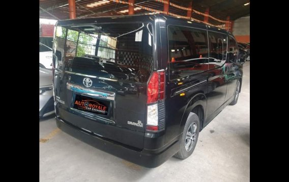 Sell 2019 Toyota Hiace Van-4