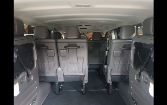 Sell 2019 Toyota Hiace Van-7