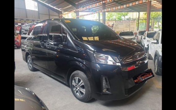 Sell 2019 Toyota Hiace Van-2