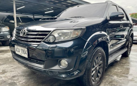 Sell 2014 Toyota Fortuner -1