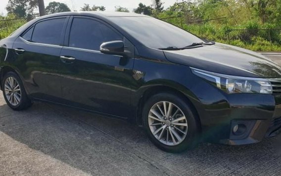 Selling 2014 Toyota Altis -9