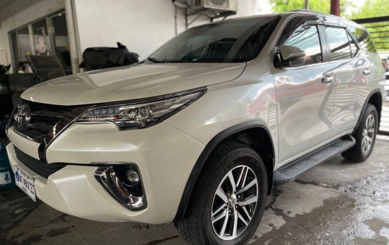 Selling Toyota Fortuner 2018-1