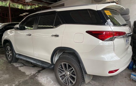 Selling Toyota Fortuner 2018-3