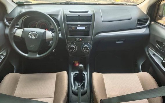 Sell 2017 Toyota Avanza-2