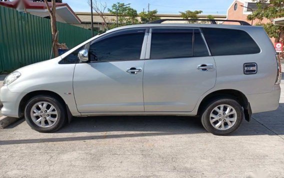  Toyota Innova 2011-1