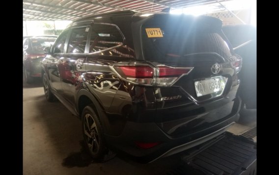 Selling Purple Toyota Rush 2018 in Quezon-5