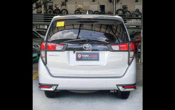 White Toyota Innova 2018 for sale in Quezon-3
