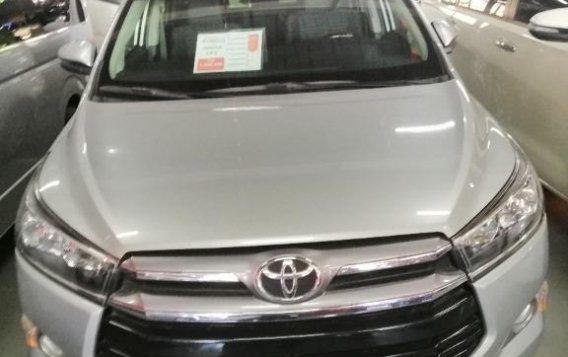 Selling Brightsilver Toyota Innova 2019 in Quezon-3