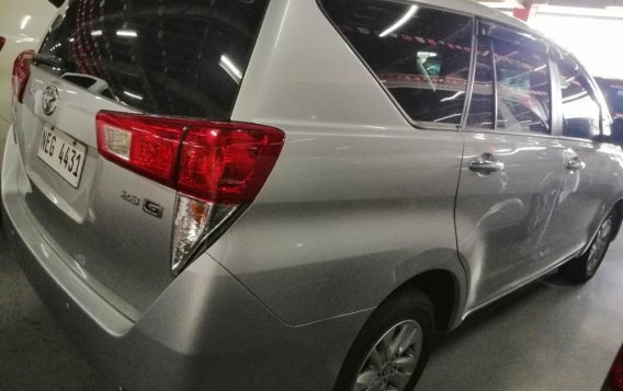 Selling Brightsilver Toyota Innova 2019 in Quezon-4