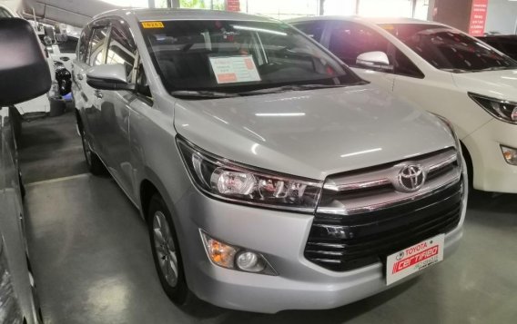 Selling Brightsilver Toyota Innova 2019 in Quezon-2