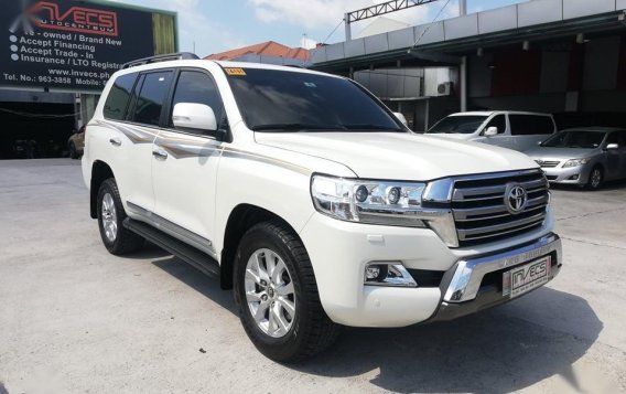 Sell White Toyota Land Cruiser -2