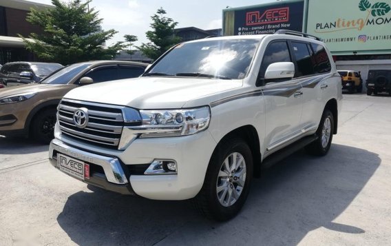 Sell White Toyota Land Cruiser 