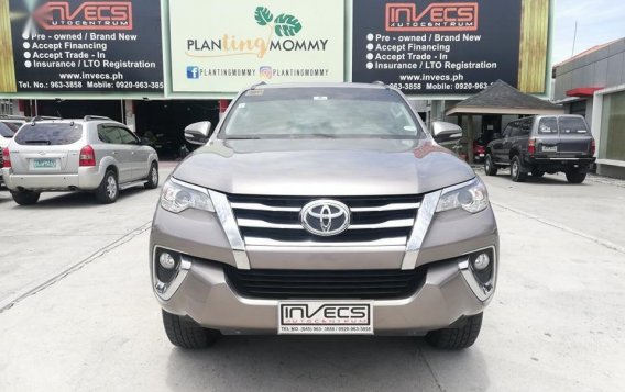 Sell 2016 Toyota Fortuner-1