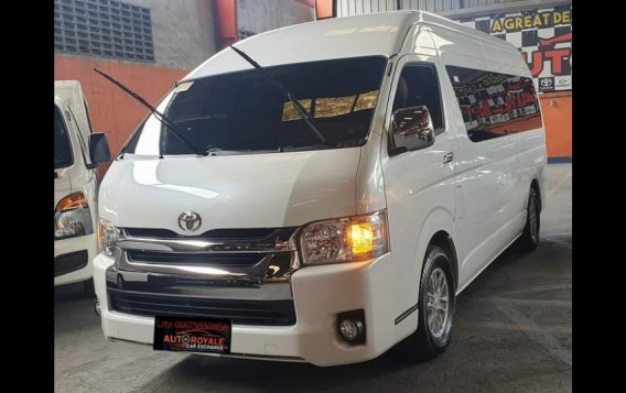 Selling White Toyota Hiace Super Grandia 2019 in Quezon-1