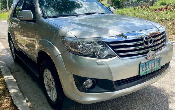 Selling White Toyota Fortuner 2012 -2