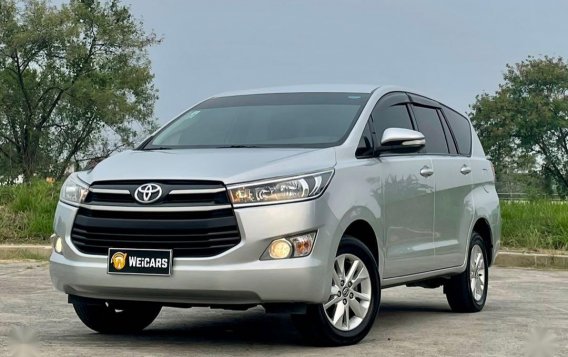 Selling Toyota Innova 2017-2