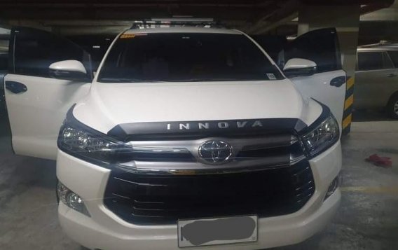 Pearl White Toyota Innova 2018-1